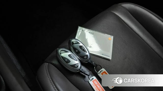 Hyundai Grandeur Hybrid (GN7) 2023 Серебристо-серый из Кореи, фото 6