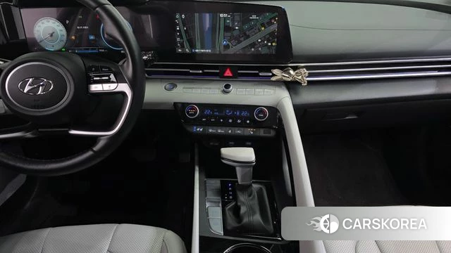 Hyundai Avante Hybrid (CN7) 2022 Белый из Кореи, фото 6