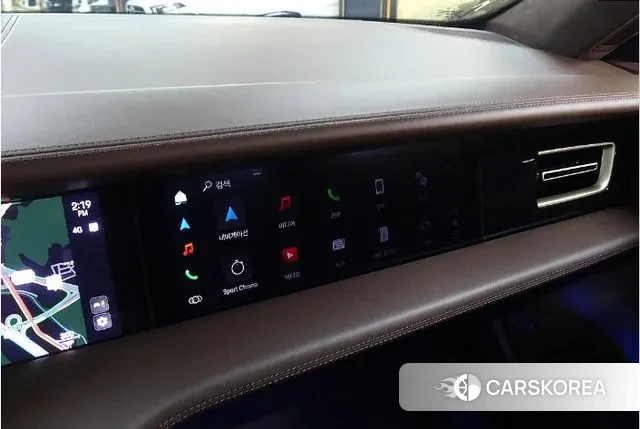 Porsche Taycan 2024 Серебристо-серый из Кореи, фото 6