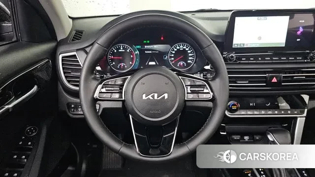 Kia Seltos 2022 Черный из Кореи, фото 6