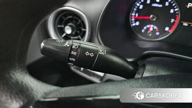 Kia The New K3 2nd generation 2021 Белый из Кореи, фото 6