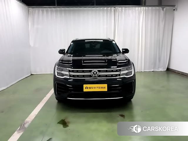 Volkswagen Tourang 2022 Черный из Китая, фото 6