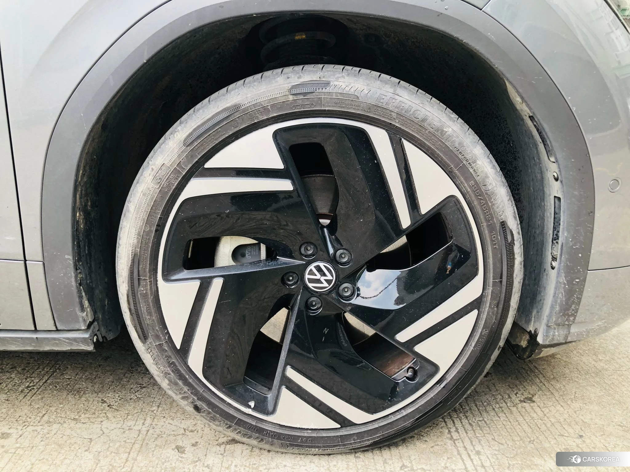 Volkswagen ID.6 X 2023 Темно-серый из Китая, фото 6