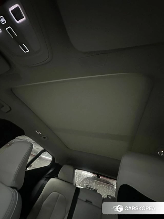 Volvo XC40 2023 Белый из Кореи, фото 6