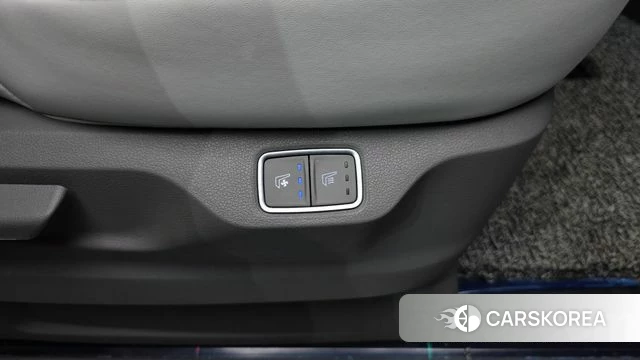 Hyundai Staria 2022 Белый из Кореи, фото 6