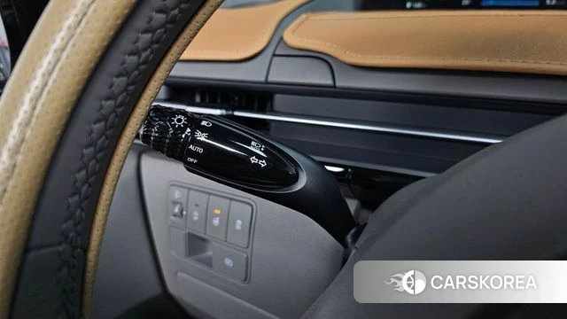 Hyundai Staria 2023 Черный из Кореи, фото 6