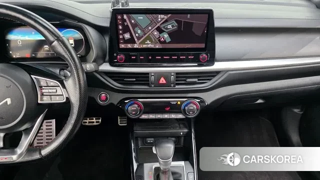 Kia The New K3 2nd generation 2021 Белый из Кореи, фото 6