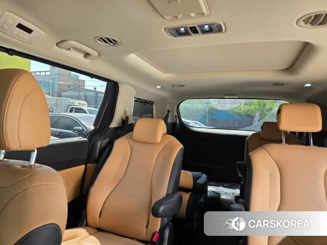 Kia Carnival 4th generation 2023 Черный из Кореи, фото 6