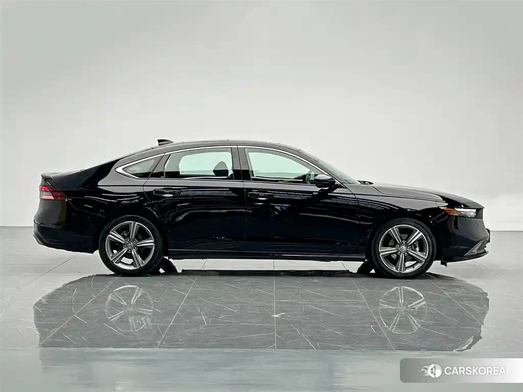 Honda Accord 2024 Черный из Китая, фото 6