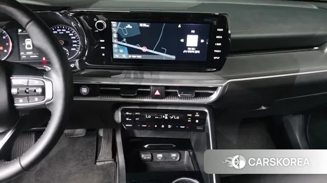 Kia K5 3rd generation 2022 Черный из Кореи, фото 6