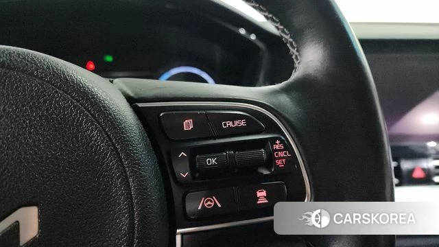 Kia Niro Plus 2022 Белый из Кореи, фото 6