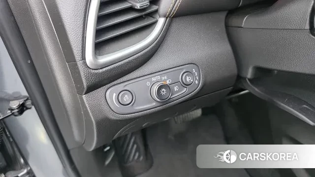 Chevrolet (GM Daewoo) The New Trax 2019 Серый из Кореи, фото 6