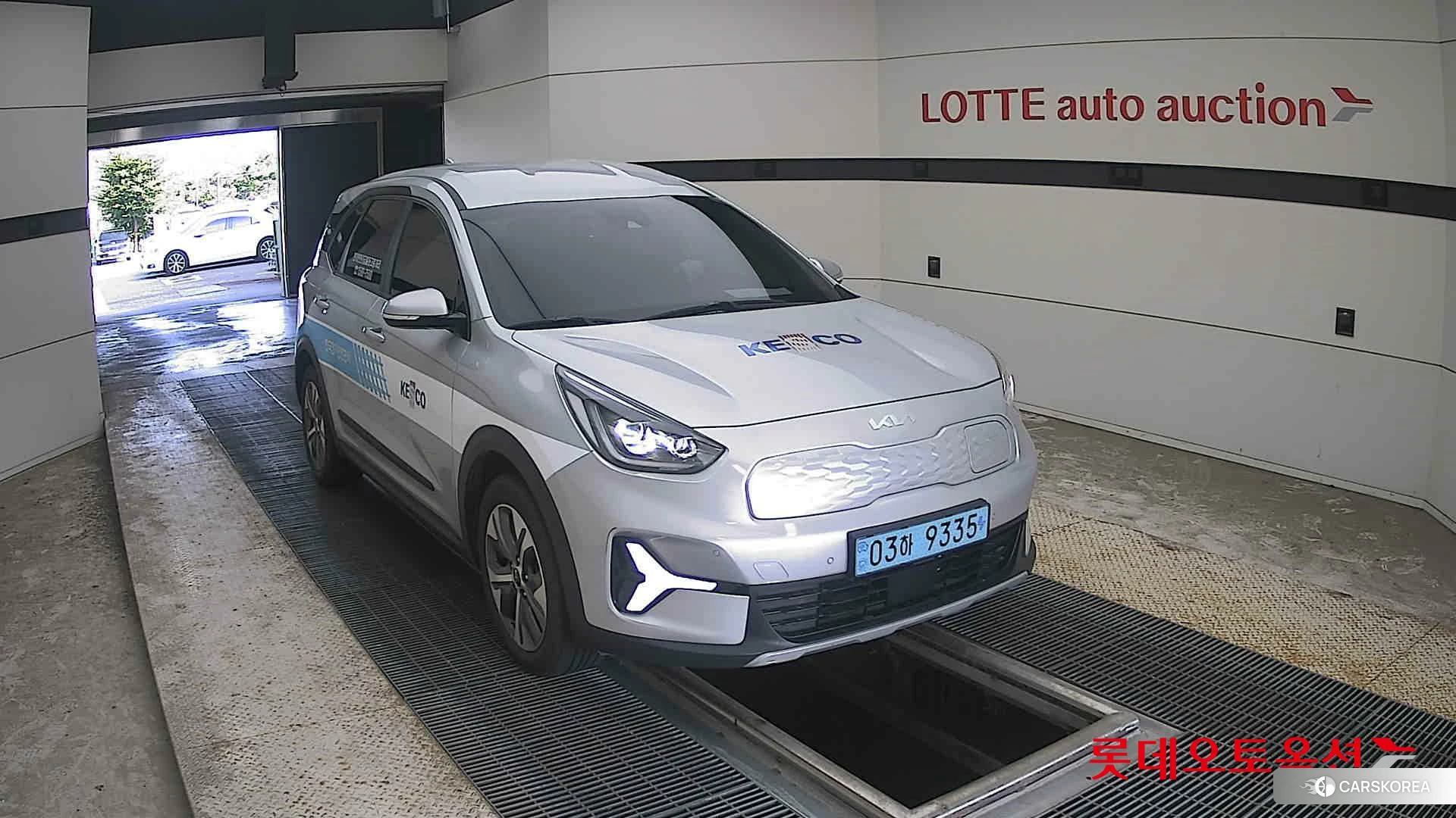 Kia Niro Plus 2023 Sparkling Silver из Кореи, фото 6