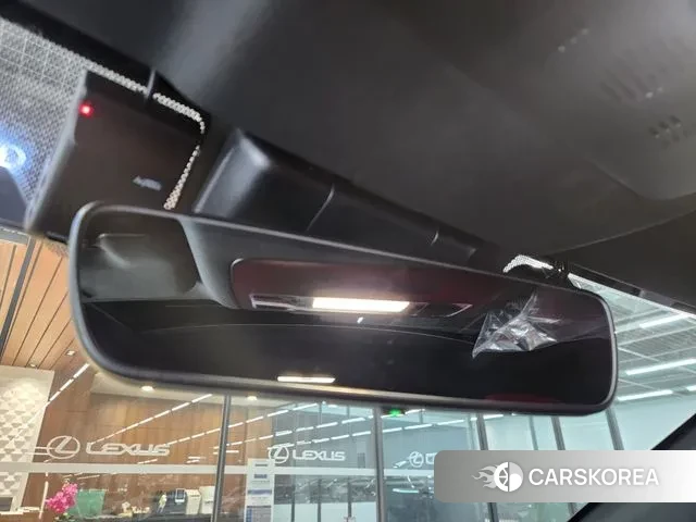 Lexus UX250h 2023 Белый из Кореи, фото 6