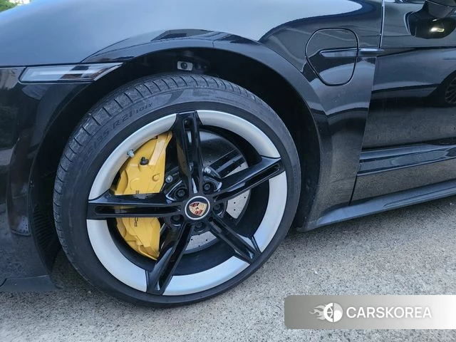 Porsche Taycan 2022 Черный из Кореи, фото 6