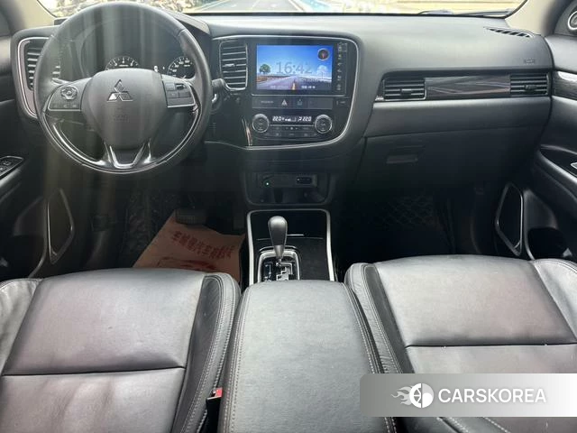 Mitsubishi  Outlander 2019 Коричневый из Китая, фото 6