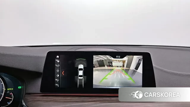 BMW 5 Series (G30) 2018 Серебристо-серый из Кореи, фото 6