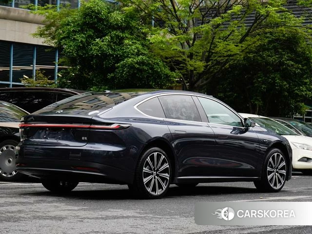 Weilai ET7 2025 Синий из Китая, фото 6