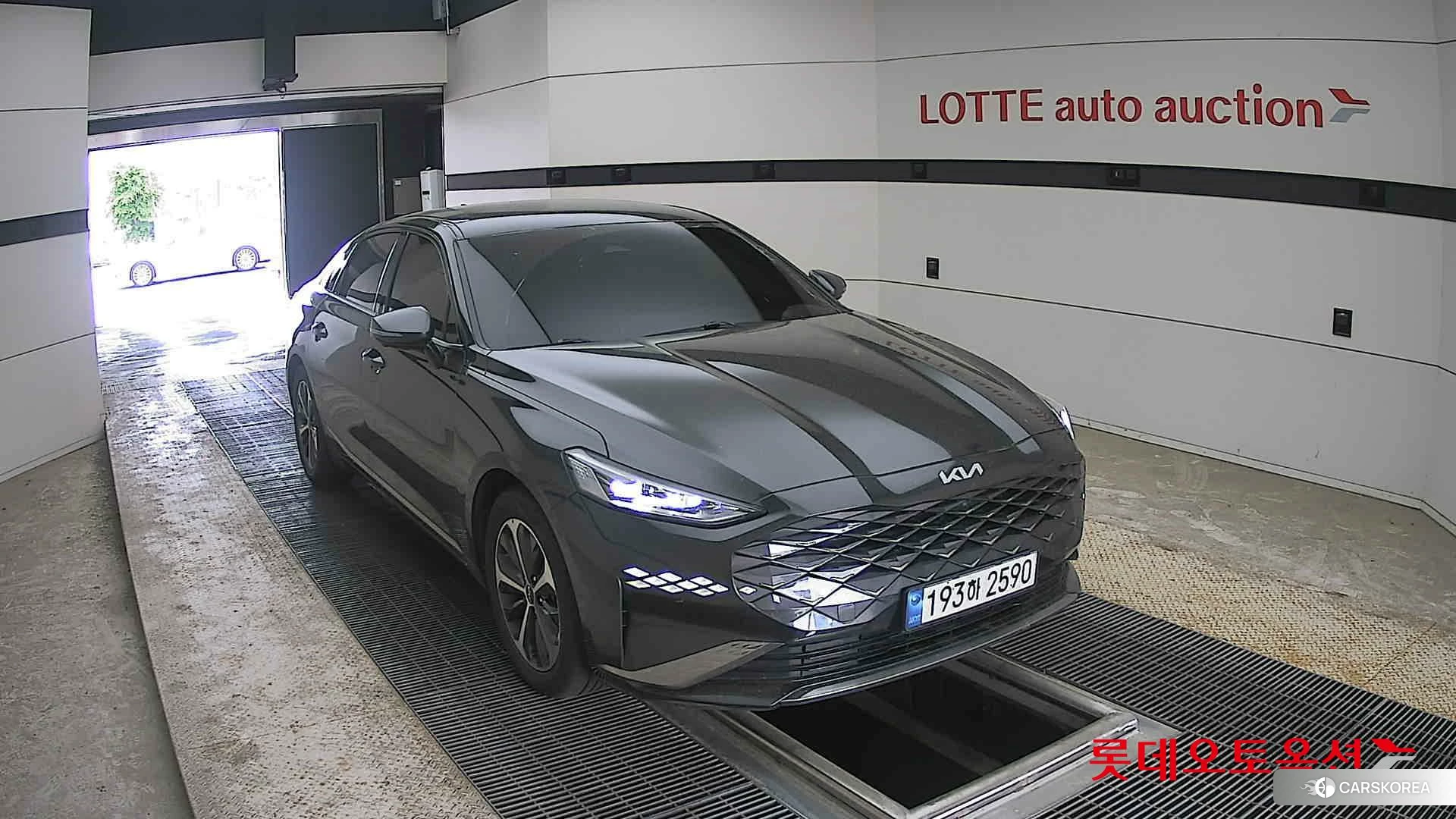 Kia K8 Hybrid 2022 Interstellagray из Кореи, фото 6