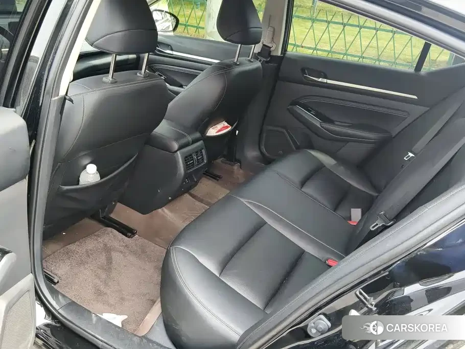 Nissan Altima 2025 Черный из Китая, фото 6