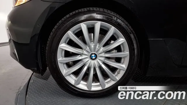 BMW 6 Series GT (G32) 2023 Черный из Кореи, фото 6