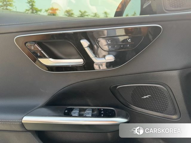 Mercedes-Benz C-Class W206 2024 Черный из Кореи, фото 6