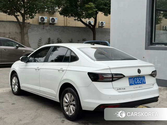 Volkswagen Lavida 2024 Белый из Китая, фото 6