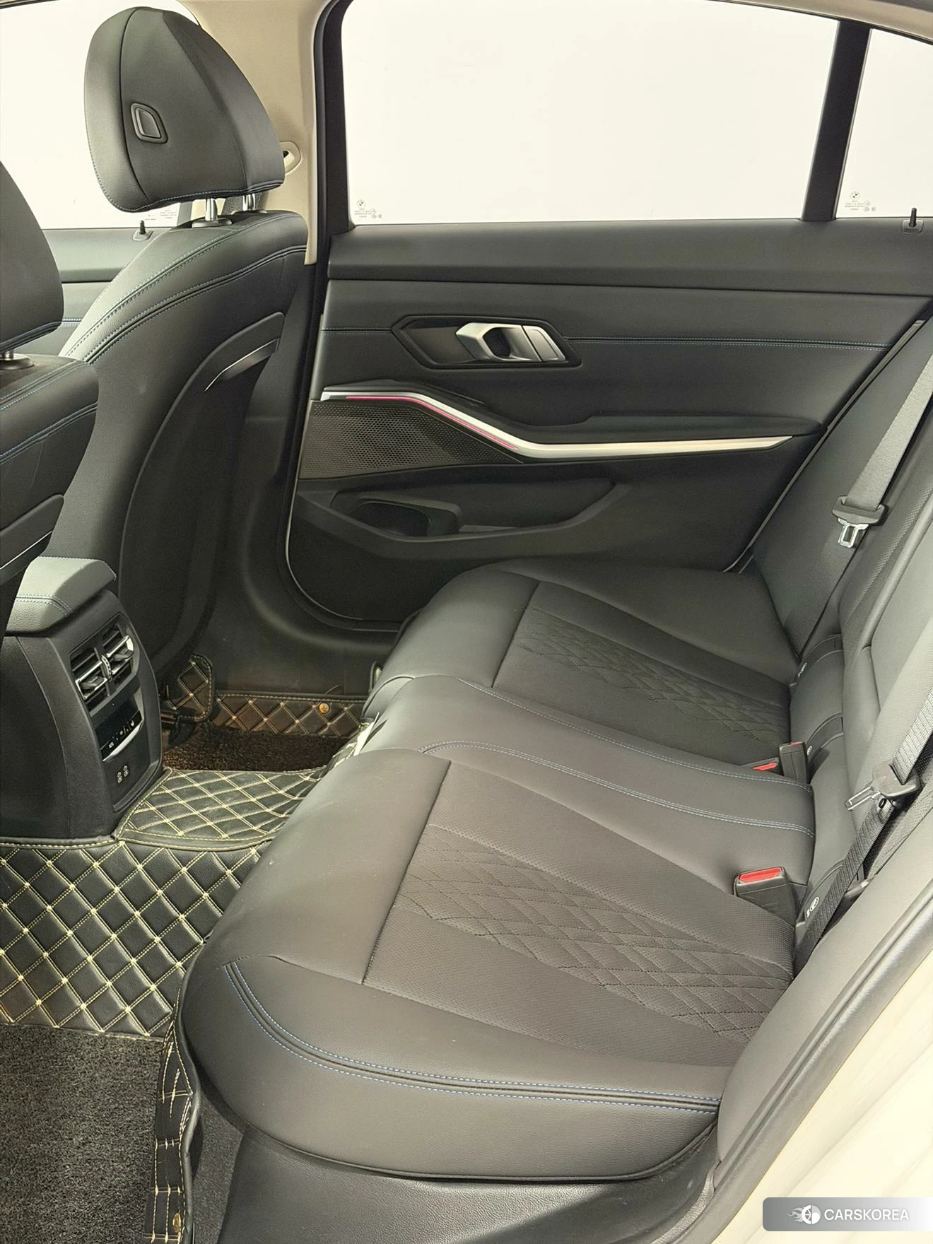 BMW 3 series 2022 Белый из Китая, фото 6