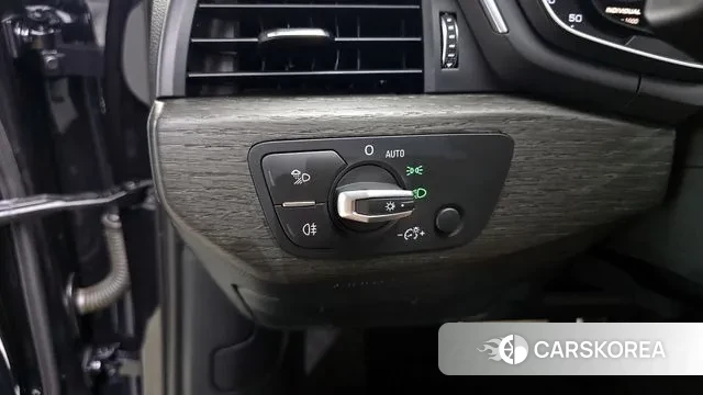 Audi A4 (B9) 2018 Синий из Кореи, фото 6