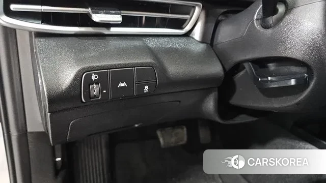 Hyundai Avante (CN7) 2021 Серебристо-серый из Кореи, фото 6