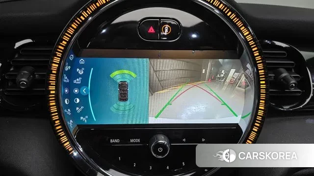 Mini Cooper Convertible 2023 Белый из Кореи, фото 6