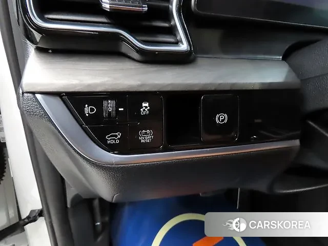 Kia Sportage 5th Generation Hybrid 2024 Белый из Кореи, фото 6