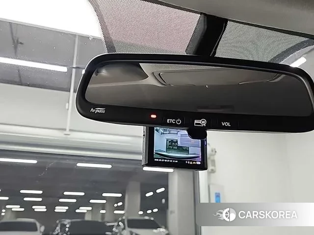 Kia Stonic 2018 Белый из Кореи, фото 6