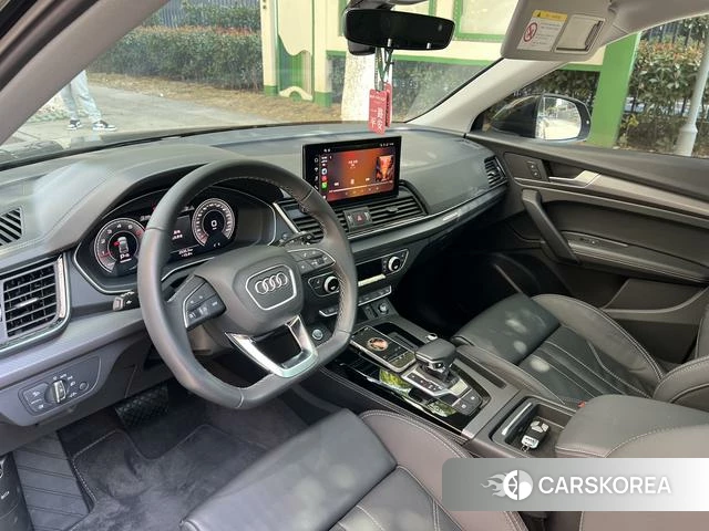 Audi Q5L 2023 Черный из Китая, фото 6