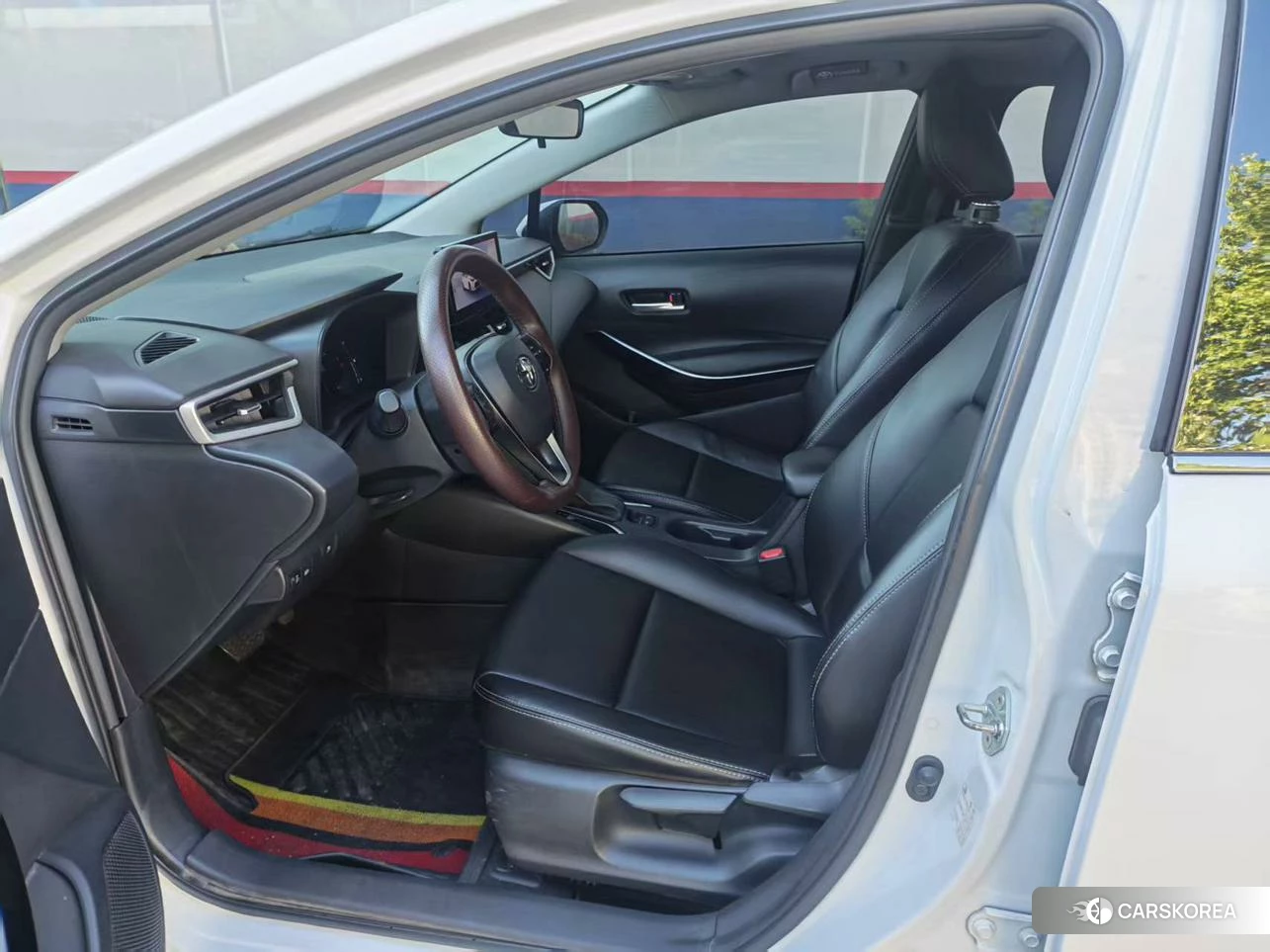 Toyota Corolla 2023 Белый из Китая, фото 6
