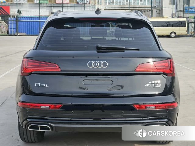 Audi Q5L 2023 Черный из Китая, фото 6