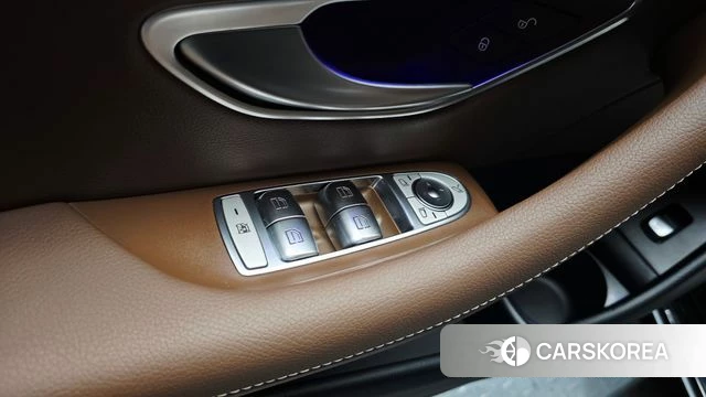 Mercedes-Benz E-Class W213 2023 Черный из Кореи, фото 6