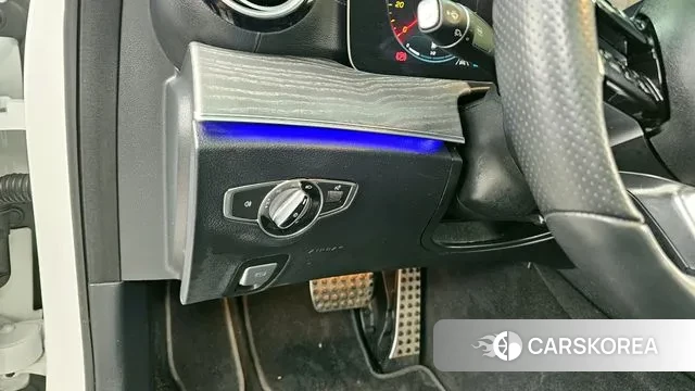 Mercedes-Benz E-Class W213 2020 Белый из Кореи, фото 6