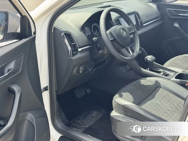 Skoda Krok 2022 Белый из Китая, фото 6
