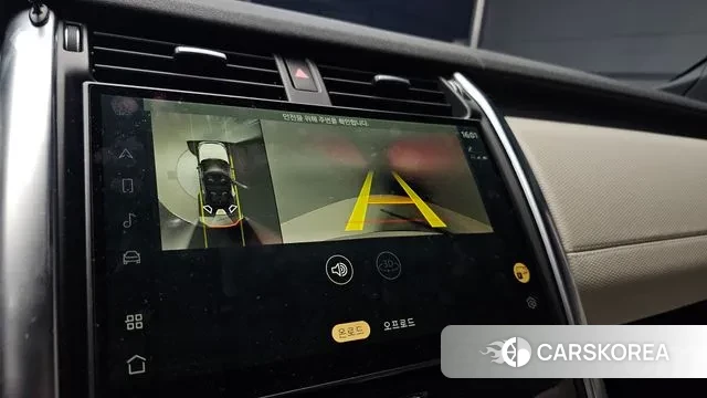 Land Rover Discovery 5 2023 Белый из Кореи, фото 6