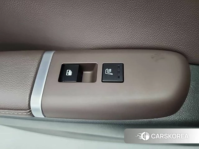 Hyundai Grandeur Hybrid (GN7) 2023 Белый из Кореи, фото 6