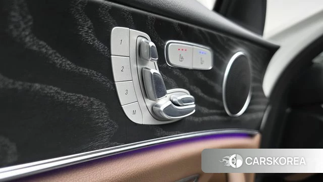 Mercedes-Benz E-Class W213 2023 Белый из Кореи, фото 6