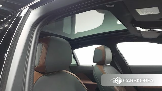 BMW 5 Series (G60) 2025 Черный из Кореи, фото 6