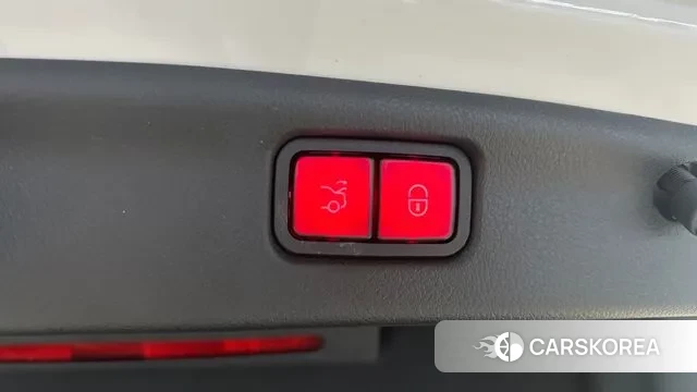 Mercedes-Benz C-Class W206 2023 Белый из Кореи, фото 6