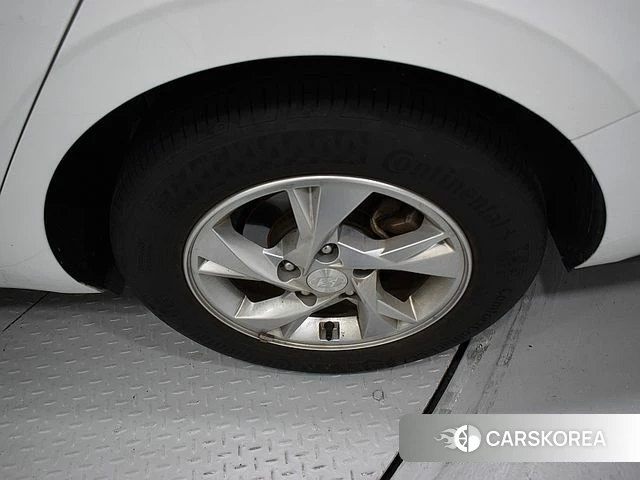 Hyundai Avante (CN7) 2021 Белый из Кореи, фото 6