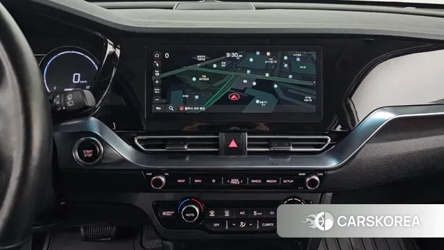 Kia Niro Plus 2022 Белый из Кореи, фото 6