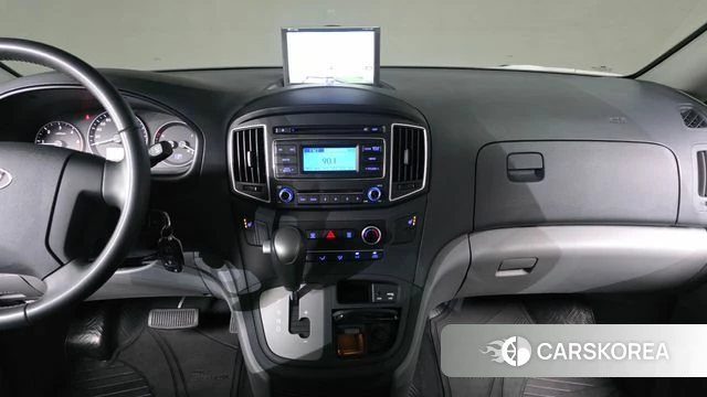 Hyundai The New Grand Starex 2019 Серебристо-серый из Кореи, фото 6