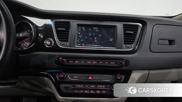 Kia The New Carnival 2019 Белый из Кореи, фото 6