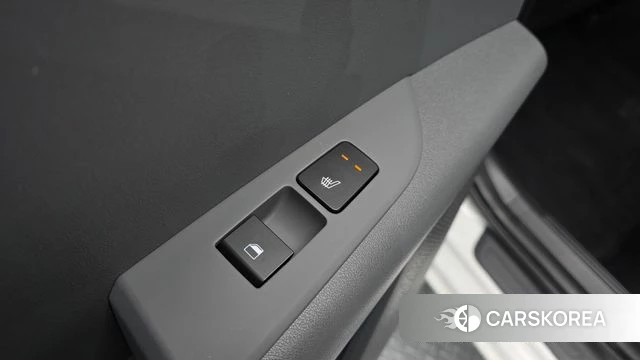 Kia Di Ol Nu Niro 2025 Белый из Кореи, фото 6