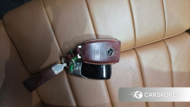 Mercedes-Benz E-Class W213 2019 Белый из Кореи, фото 6